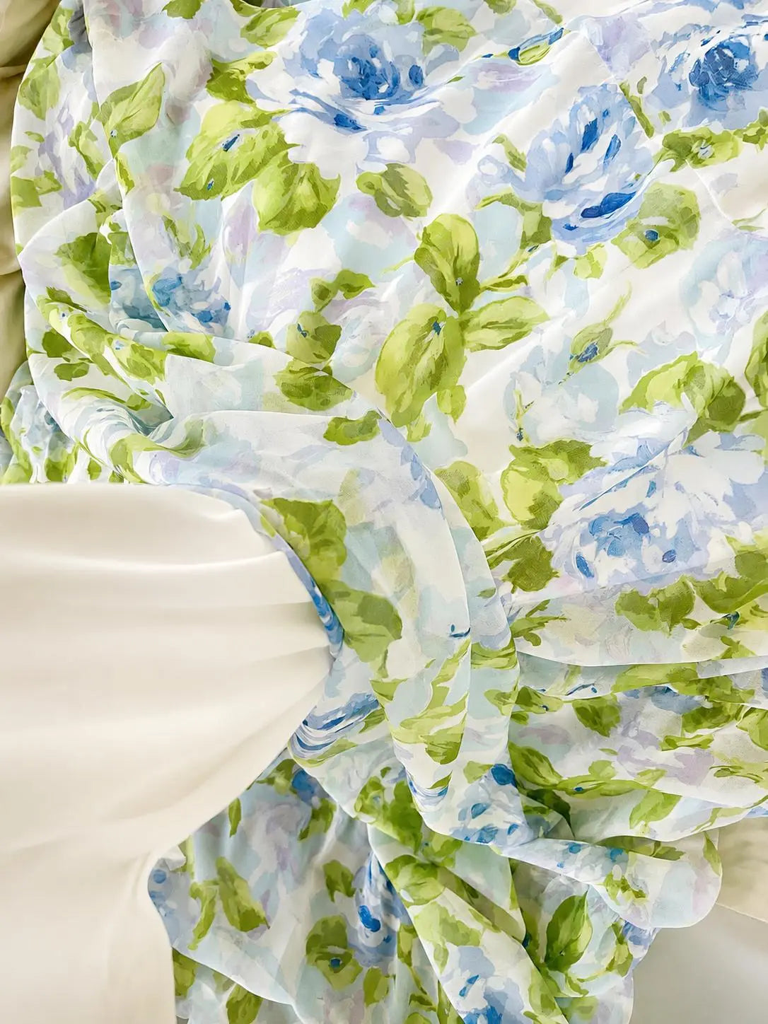 Robe Flora